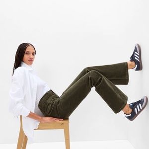 Gap High Rise Corduroy 70s Flare Jeans with Washwell-NEW WITH TAGS